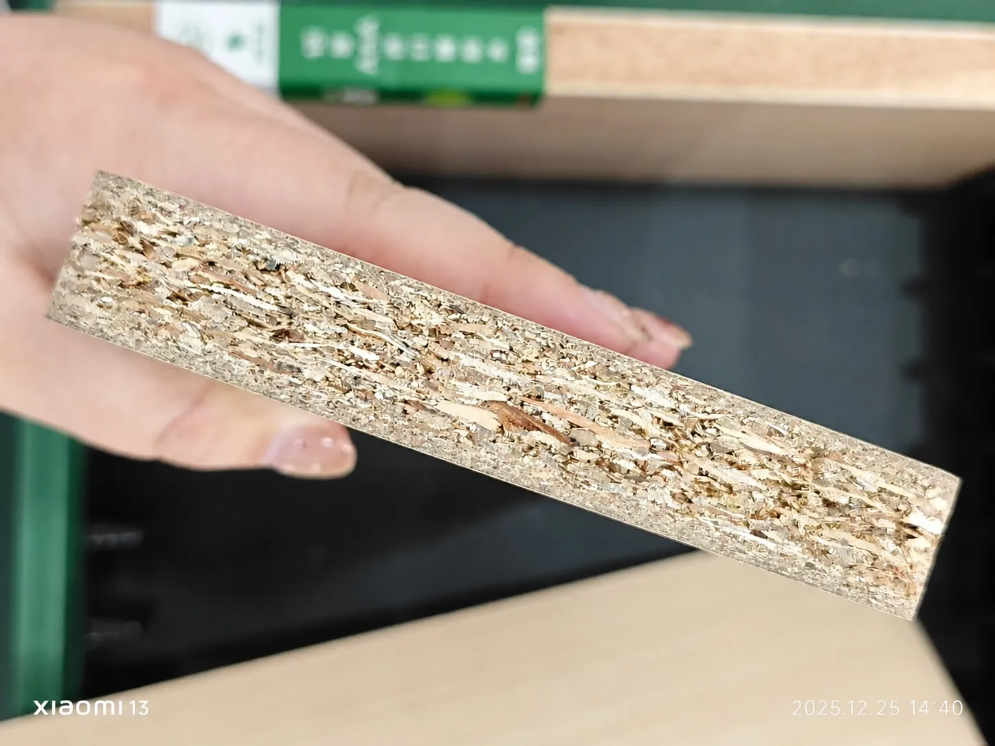 Melamine-faced E0 particle board